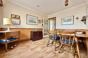 Breakfast Room- click for photo gallery